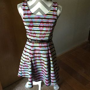 My Michelle colorful dress with black belt Junior's size 3